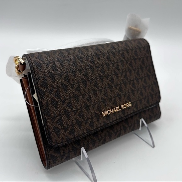 Michael Kors MF Phone Xbody Bag Brown